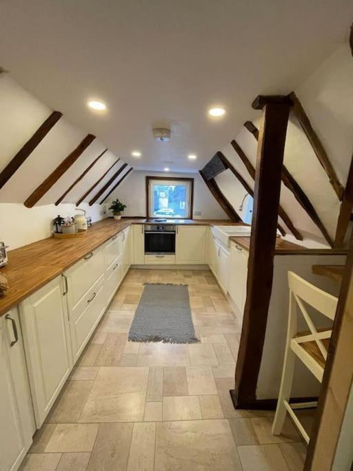 Rural Country Suites - Judge'S Lodge East Grinstead Exterior foto