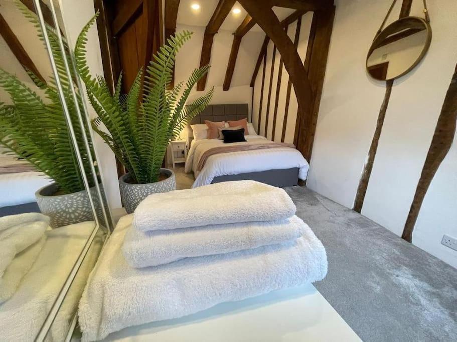 Rural Country Suites - Judge'S Lodge East Grinstead Exterior foto